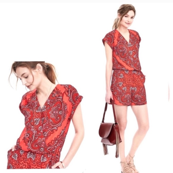 NWOT Banana Republic Paisley Print Romper Red - Picture 2 of 7